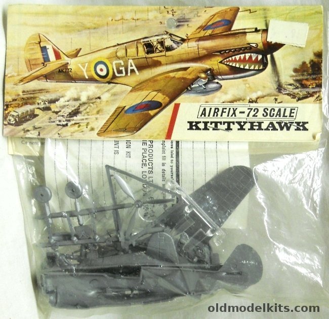 Airfix 1/72 Curtiss P-40E / Kittyhawk-1A Type Three Logo Bag, 118 plastic model kit